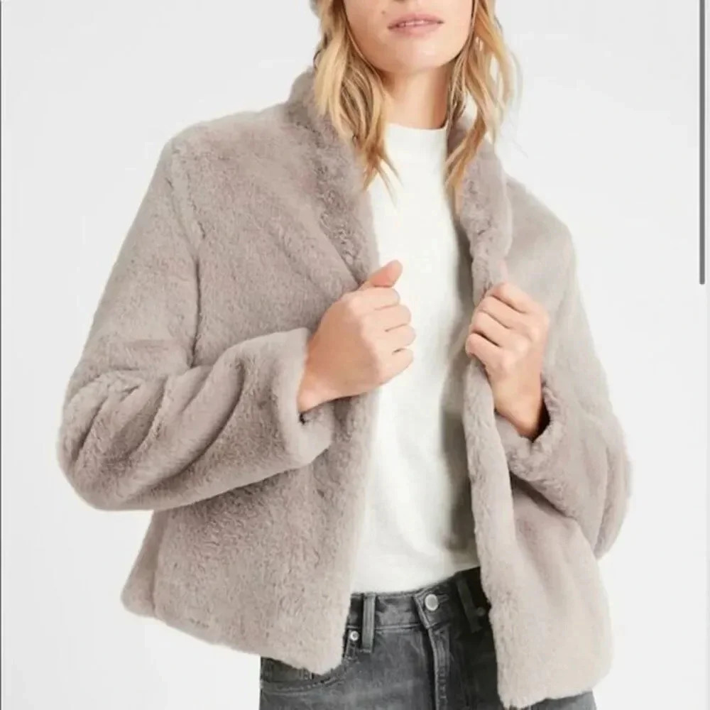 Banana Republic factory faux fur women jac…